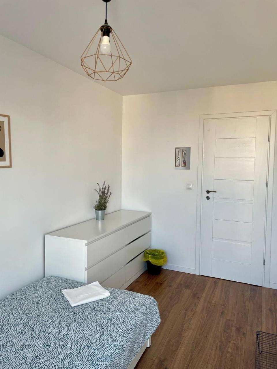 Halby Rooms Grzybowska 5 Варшава Екстер'єр фото